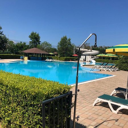 Pizzo Beach Club. One Bedroom Apt 13G 외부 사진